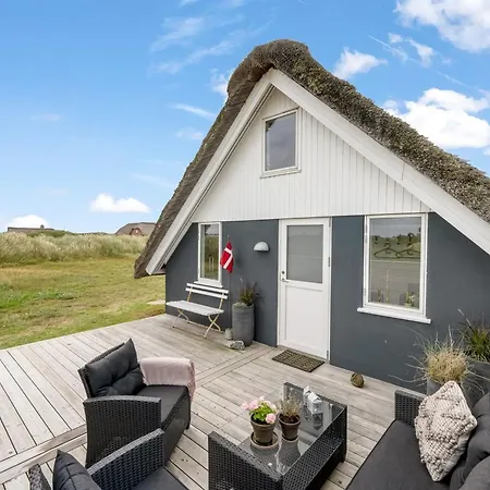 Hen - 400m From The Sea By Interhome Feriehus *