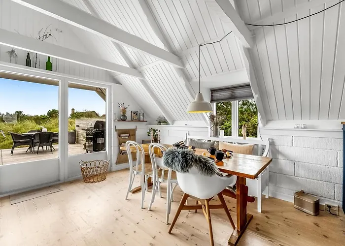 Hen - 400m From The Sea By Interhome