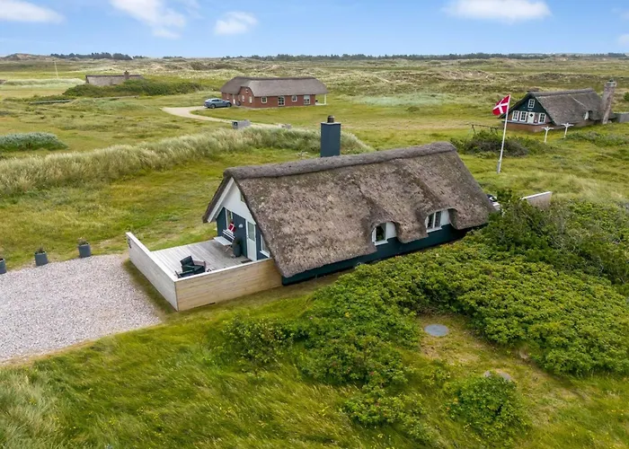 Hen - 400m From The Sea By Interhome